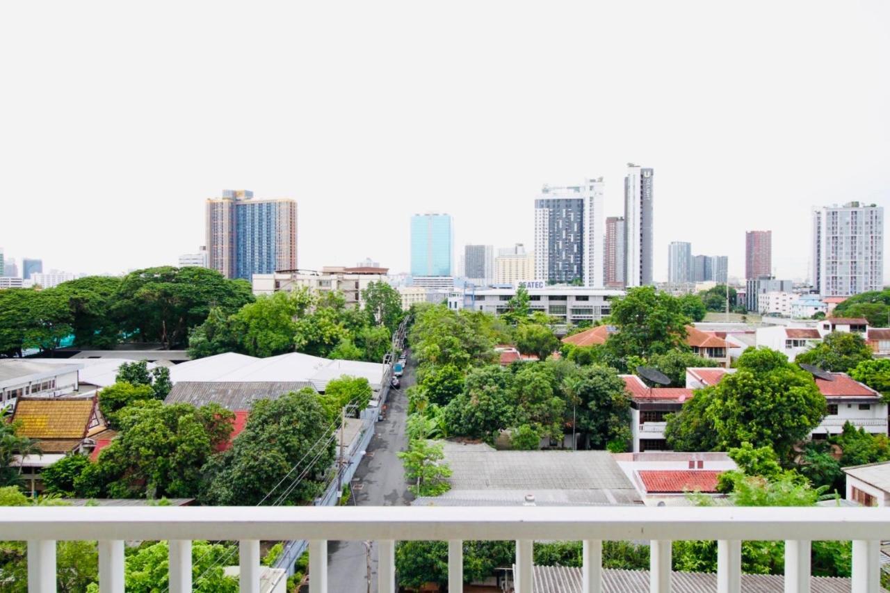 Апартаменти Town Sukhumvit 71 Бангкок Екстер'єр фото